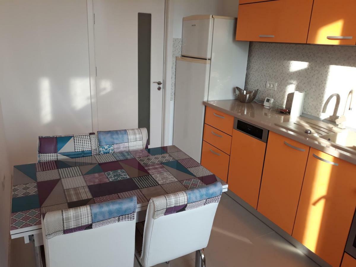 Apartament 3 Camere Köstence Dış mekan fotoğraf